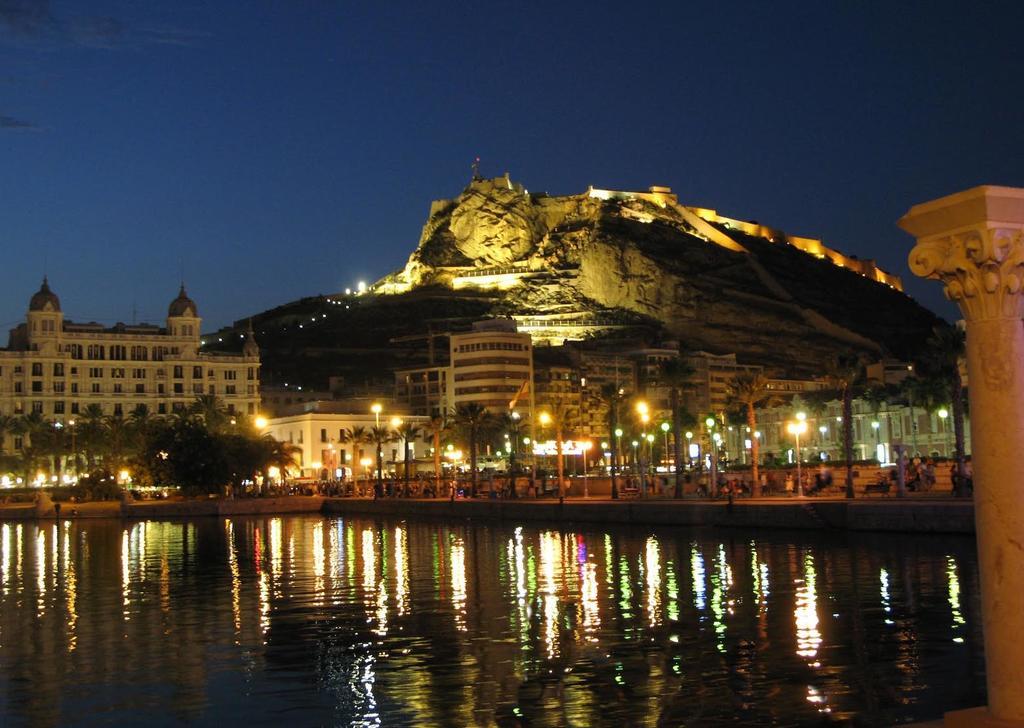 Suite International Alicante Luaran gambar