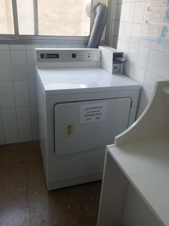 Suite International Alicante Luaran gambar