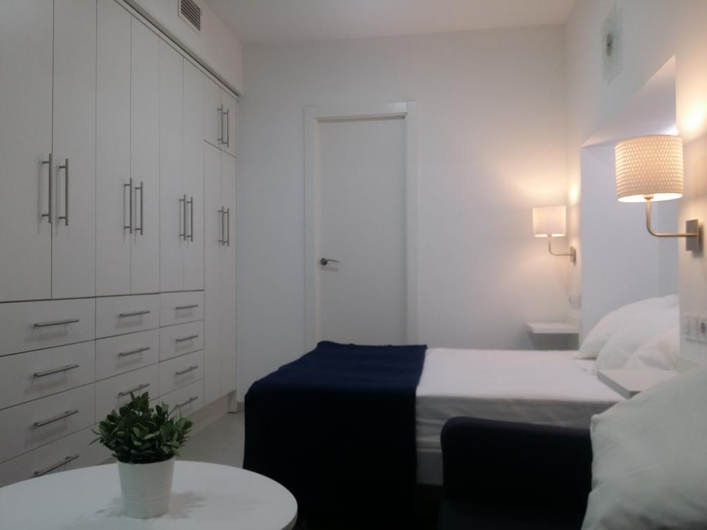 Suite International Alicante Luaran gambar
